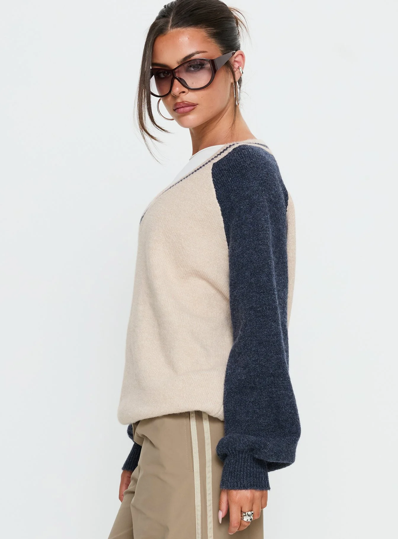 Adana V Neck Graphic Knit Sweater Multi - Image 3