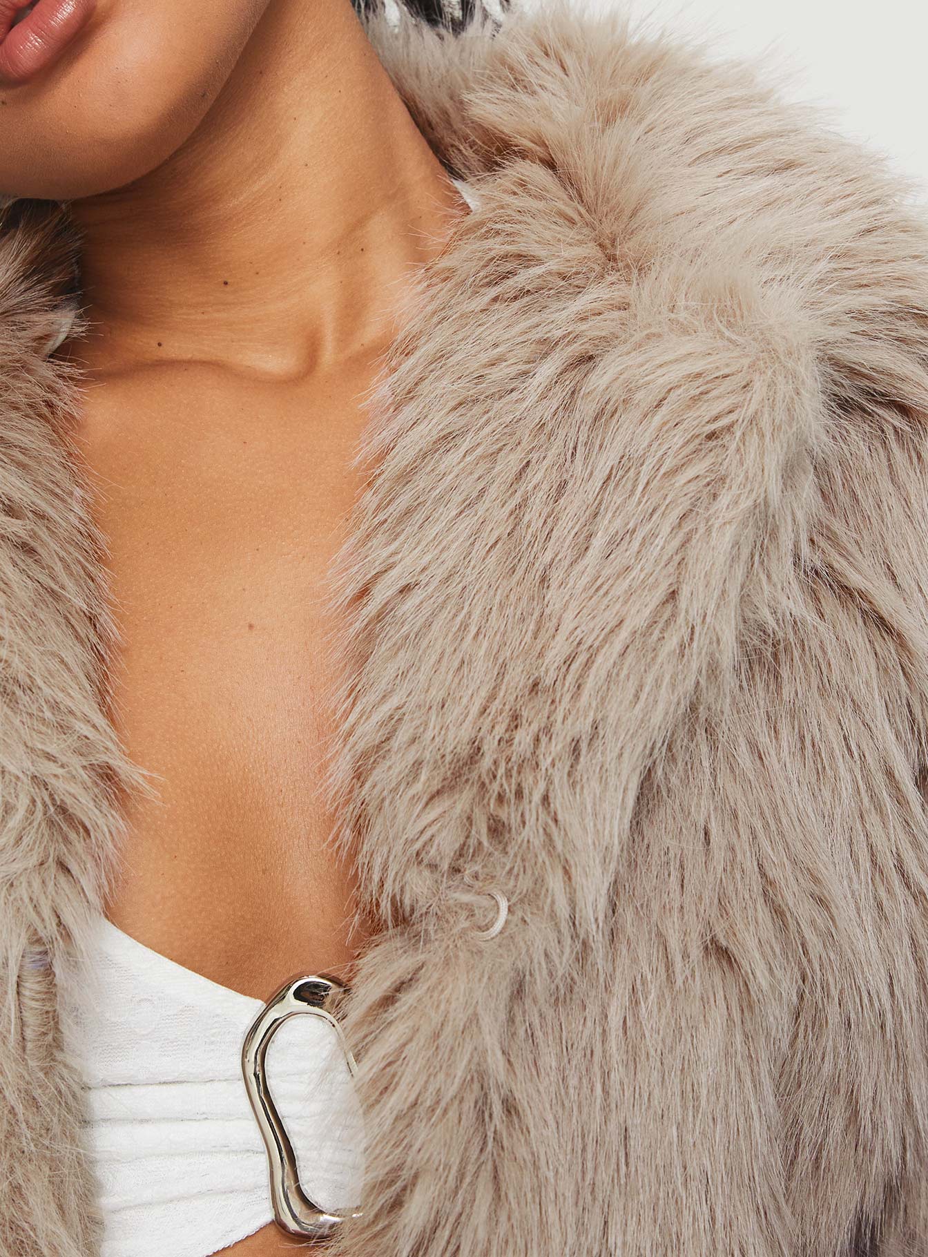 Addie Faux Fur Jacket Mushroom - Image 6