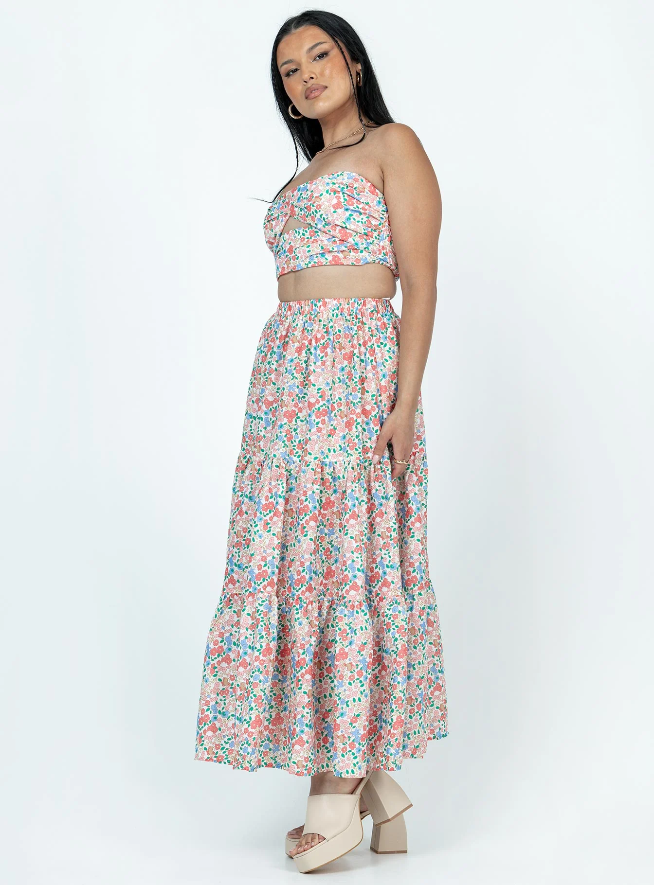 Allie Set Floral - Image 3