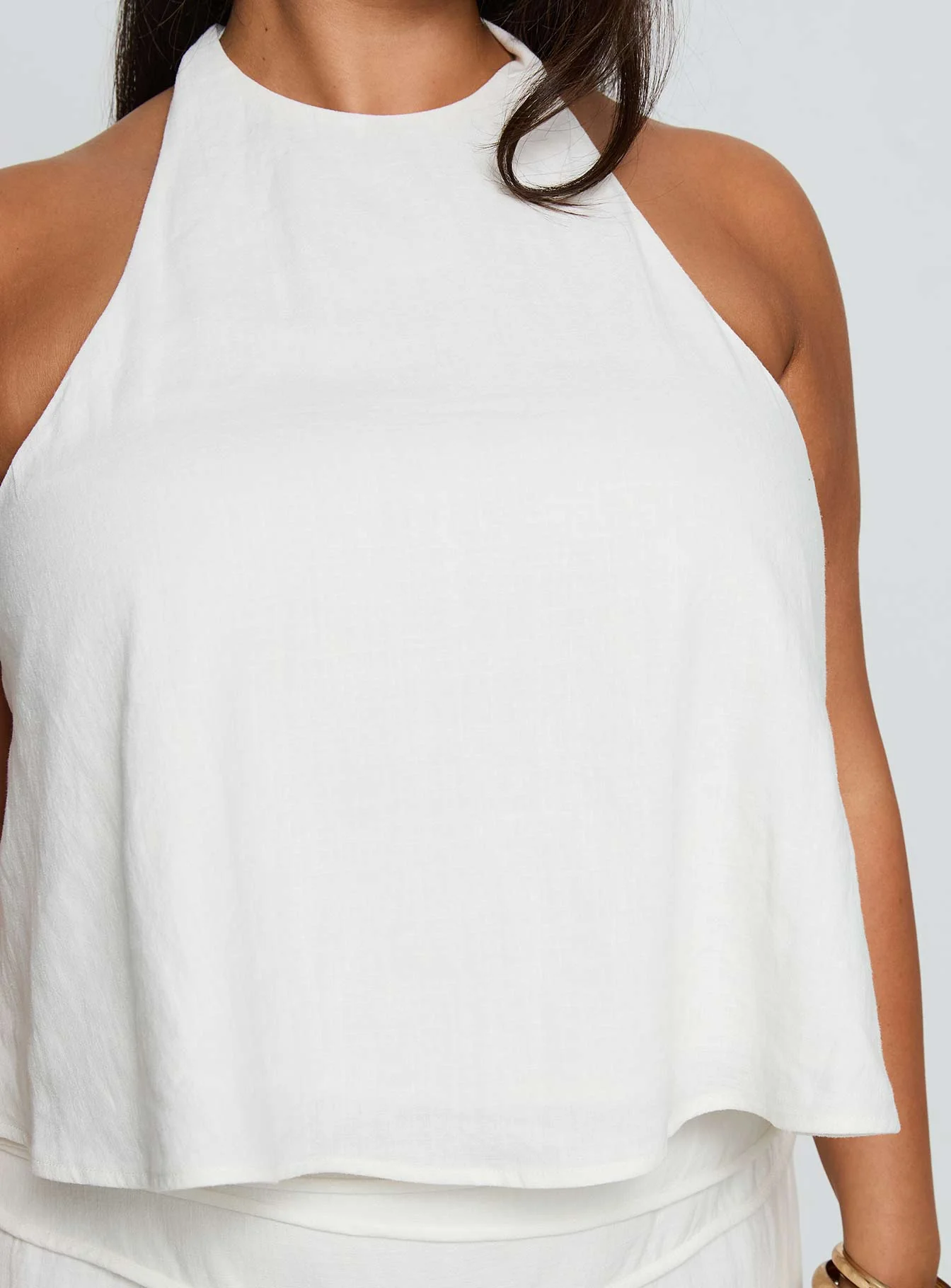 Aquaria Halter Linen Blend Top White Curve - Image 6