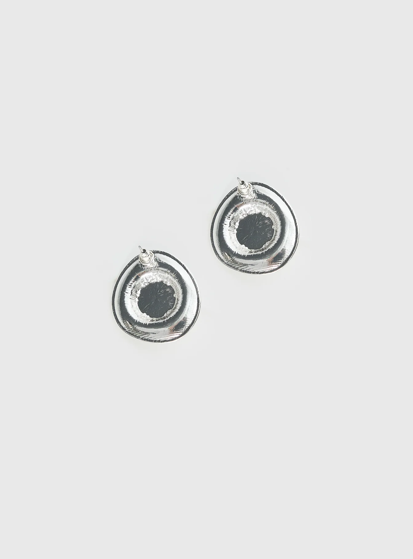 Arivelle Stud Earrings Silver - Image 4