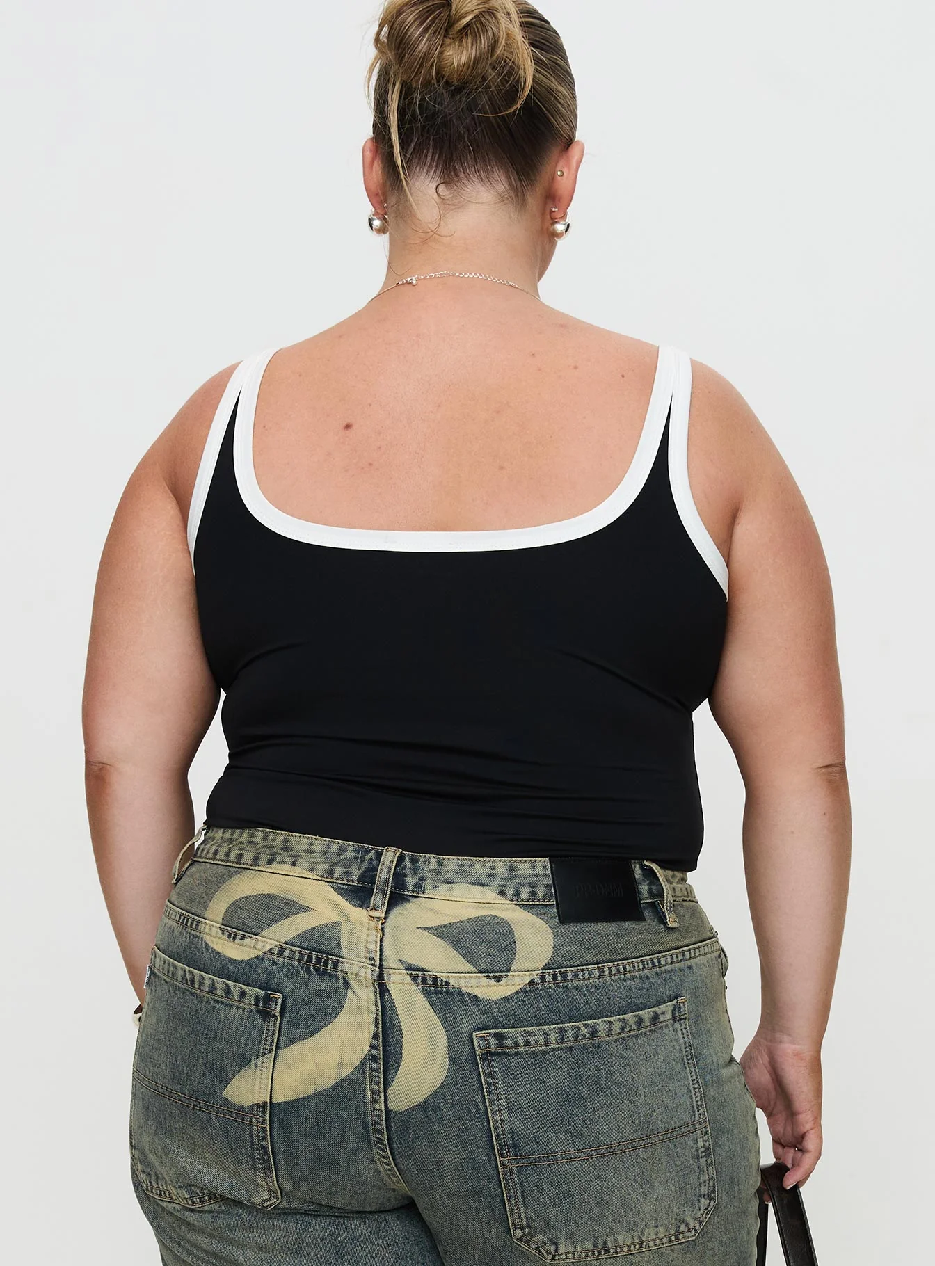 Astrea Bodysuit Black / White Curve - Image 5