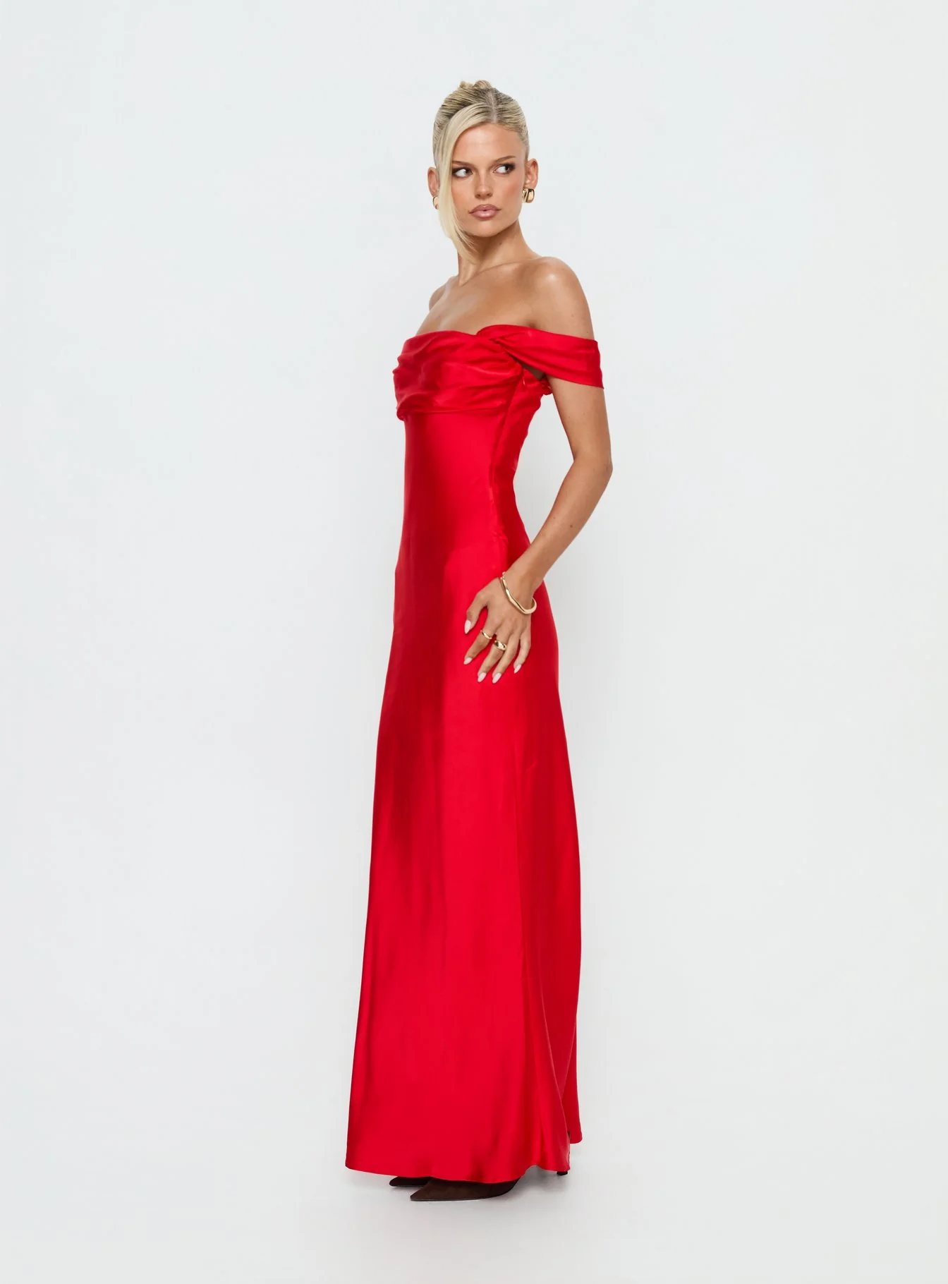 Azura Off The Shoulder Maxi Dress Red - Image 4