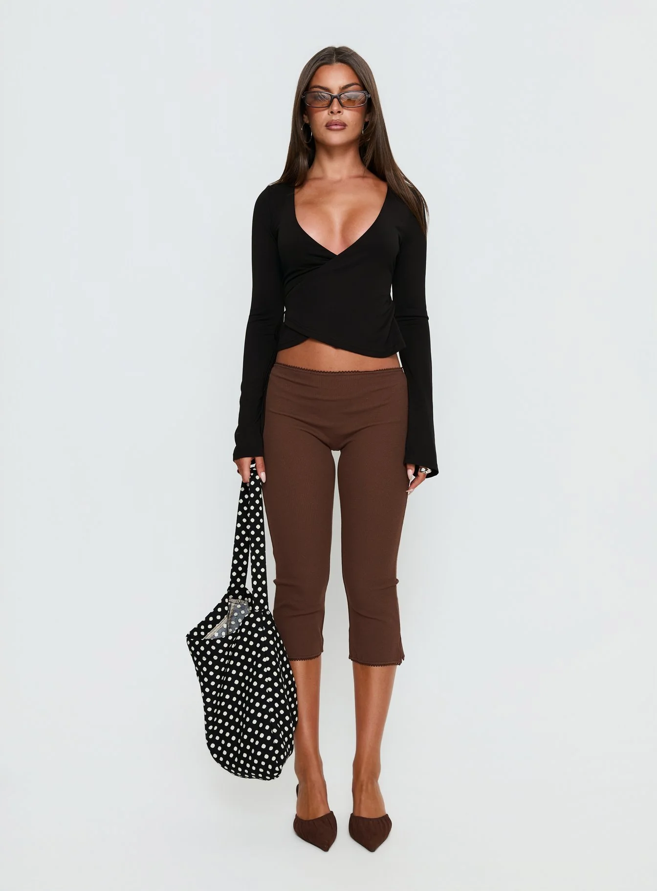 Baseline Rib Capri Pants Chocolate - Image 8