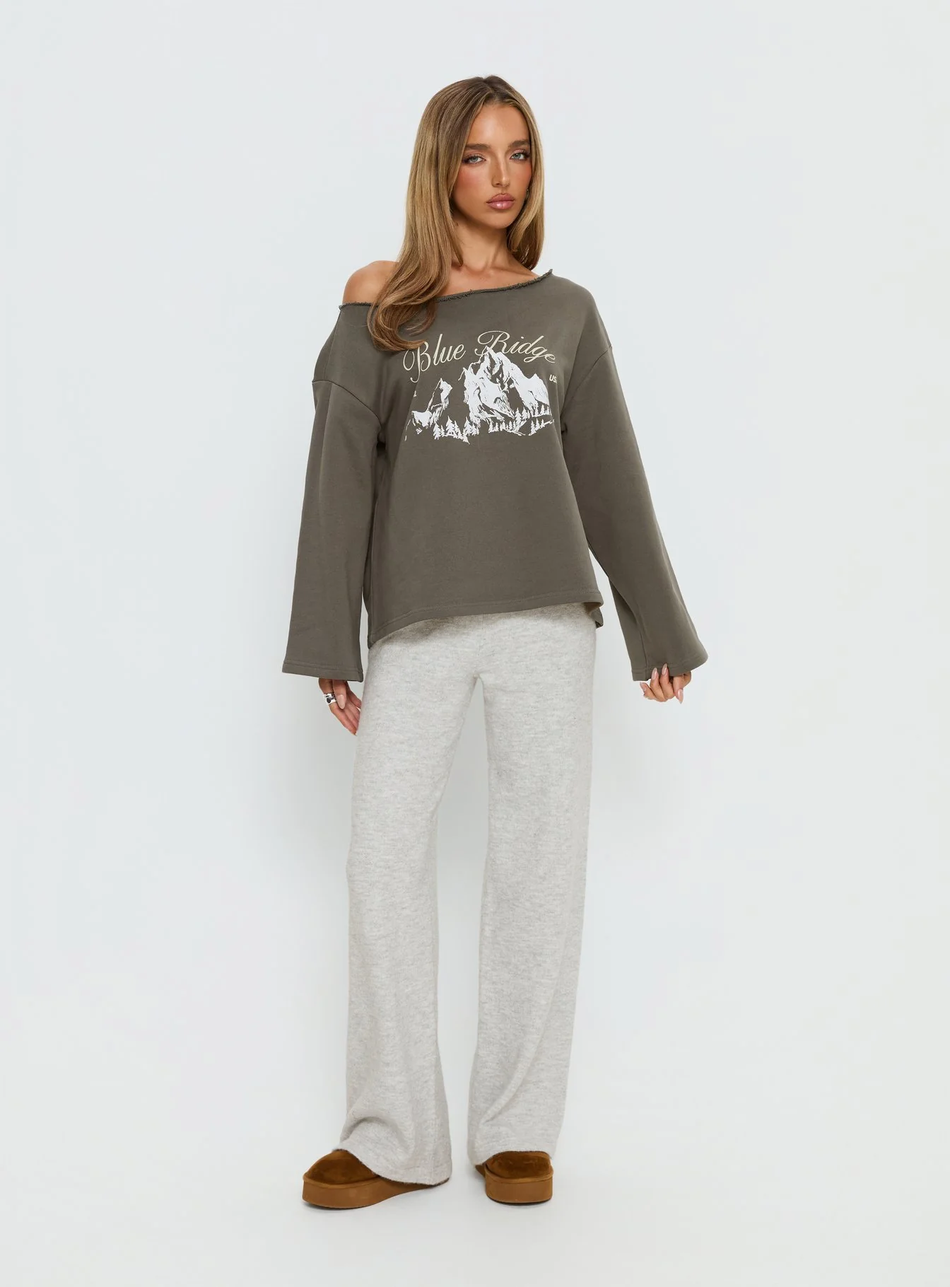Blue Ridge Mountains Off Shoulder Graphic Sweater Grey - Image 3