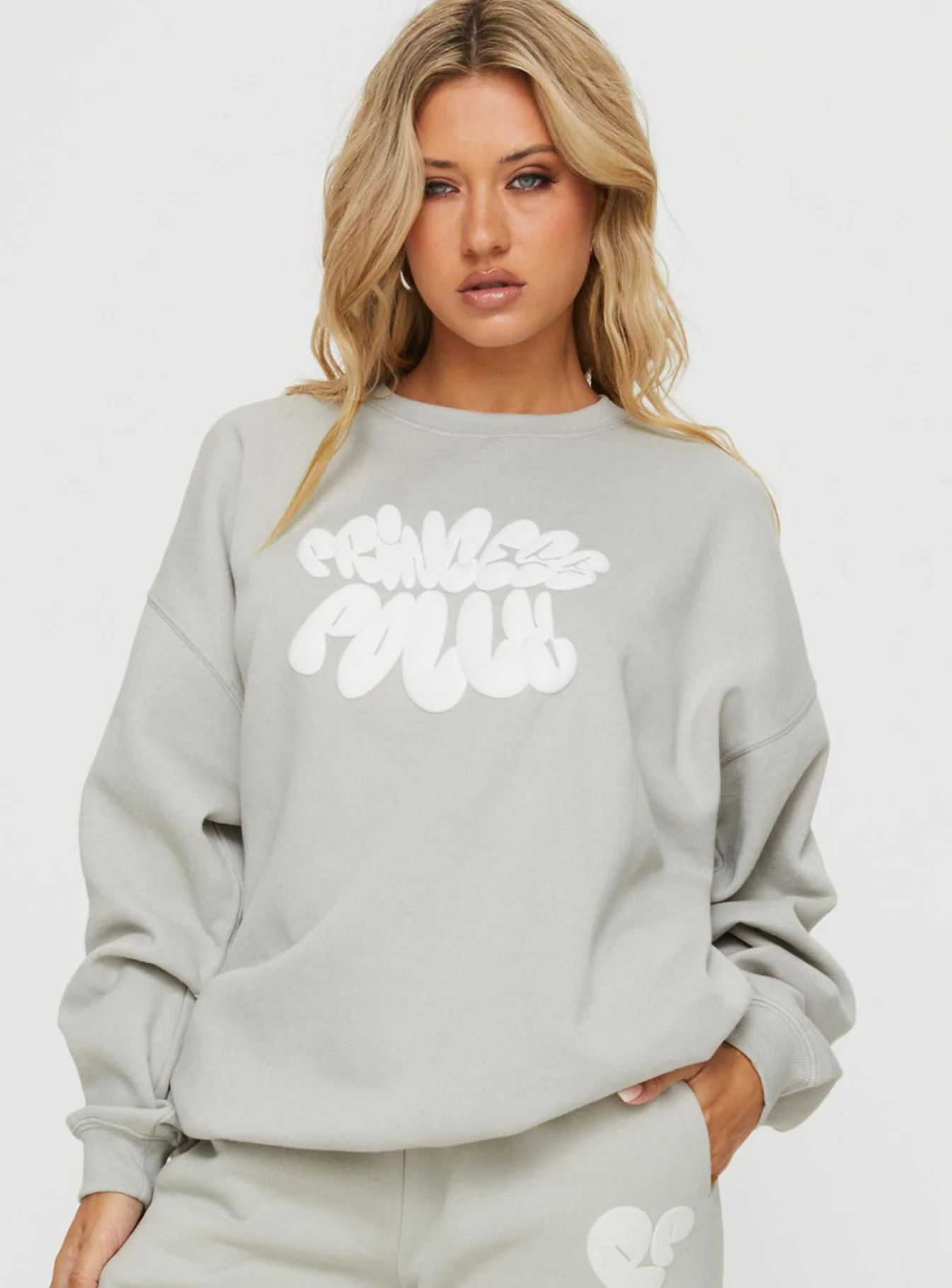 Princess Polly Crew Neck Sweatshirt Bubble Text Grey / Cloud White - Image 9