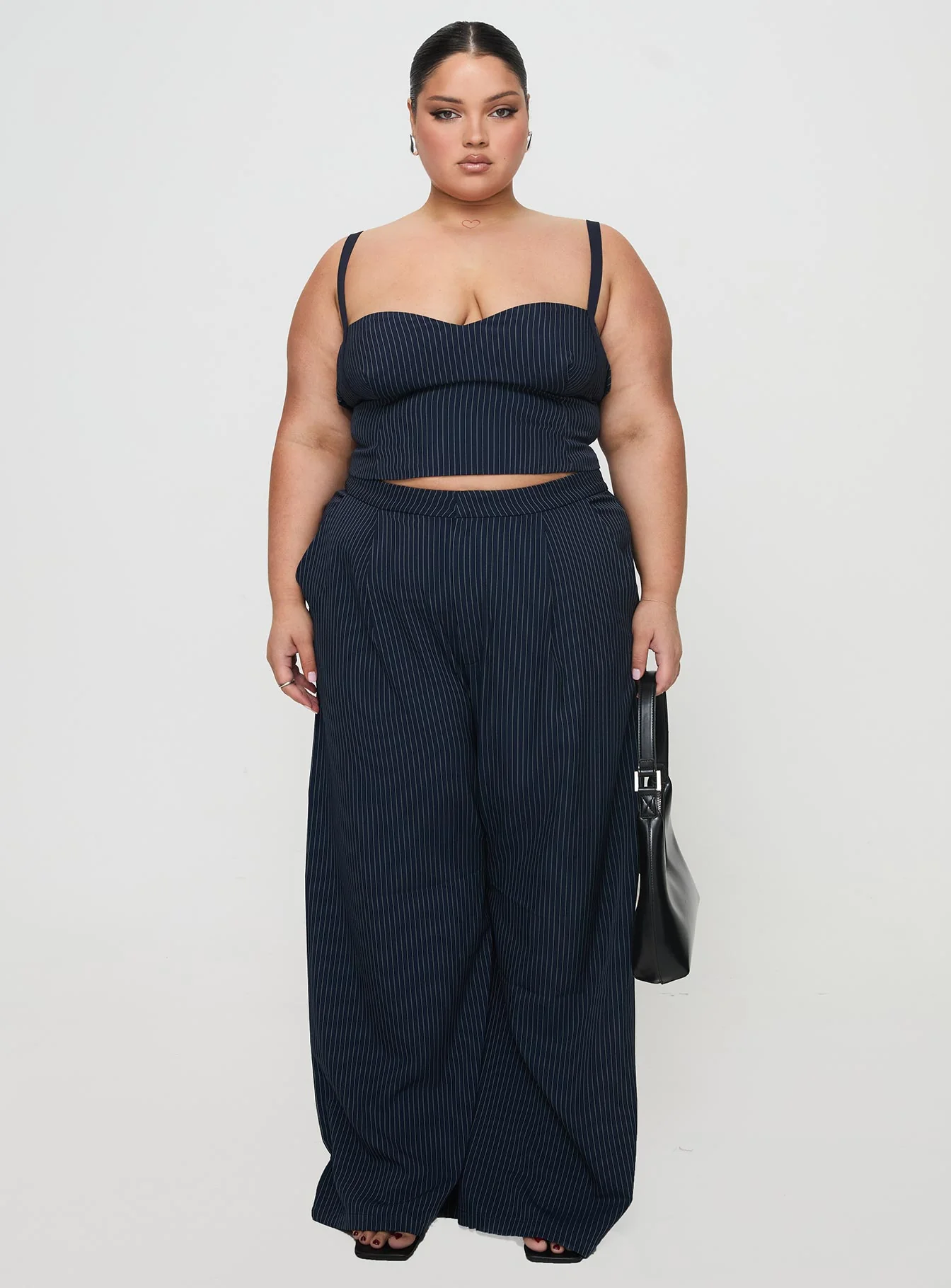 Briana Set Navy Pinstripe Curve - Image 6