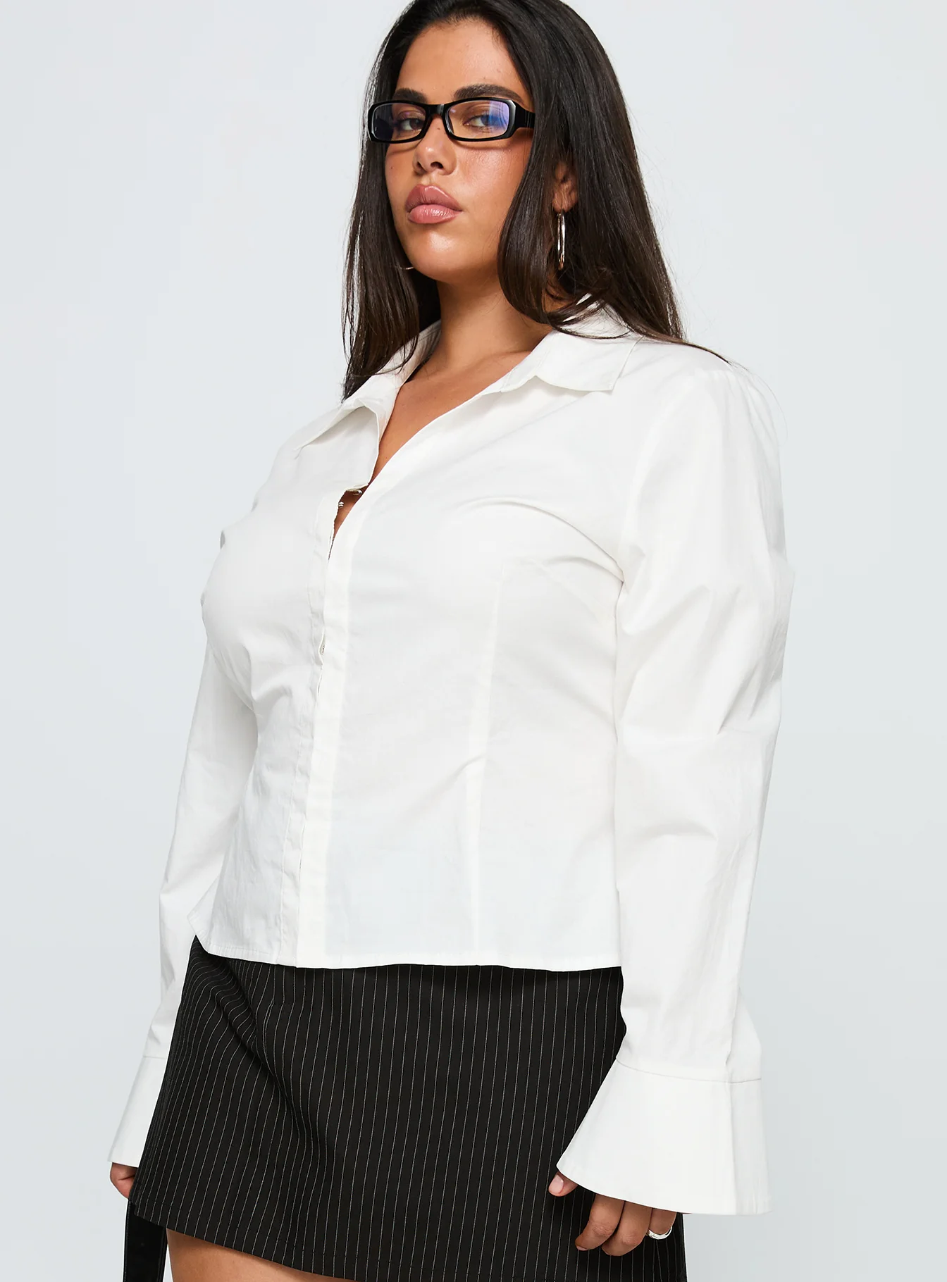 By The Phone Long Sleeve Collared Top White Curve - Image 4