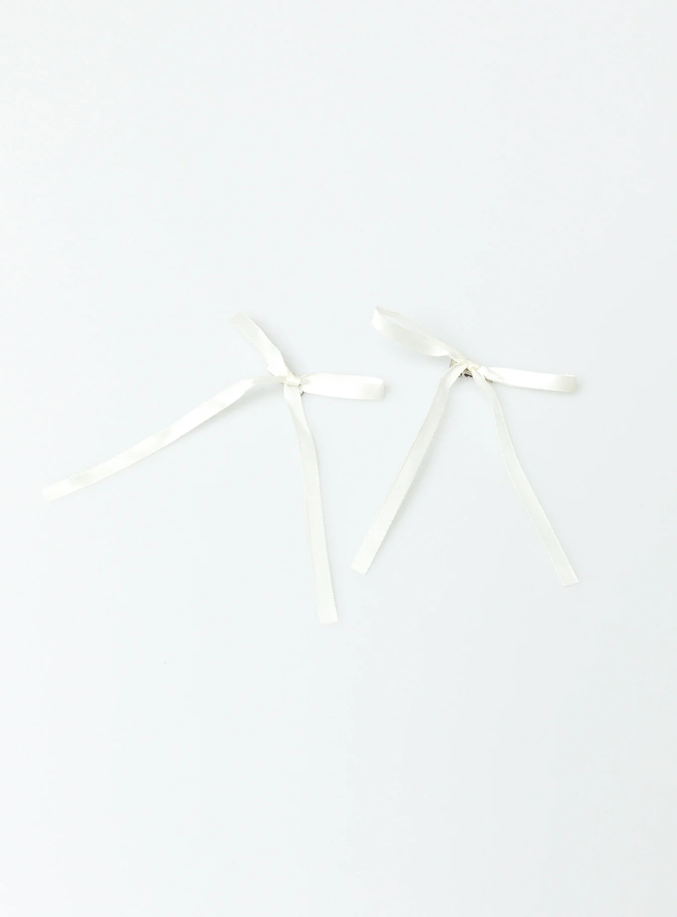 Dee Hair Bows White - Image 2