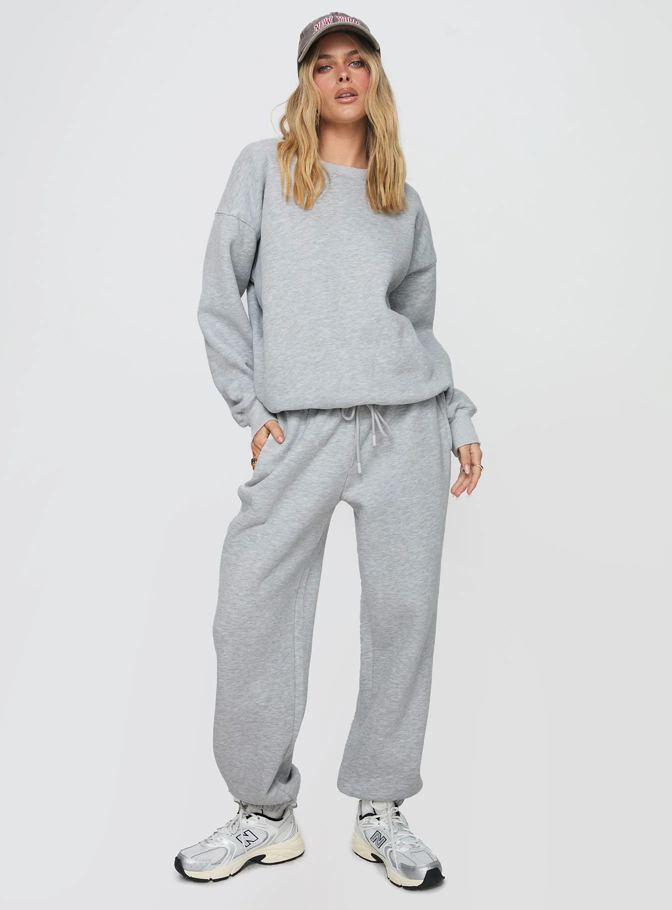 Dream Fleece Classic Crewneck Sweatshirt Grey Marle - Image 3