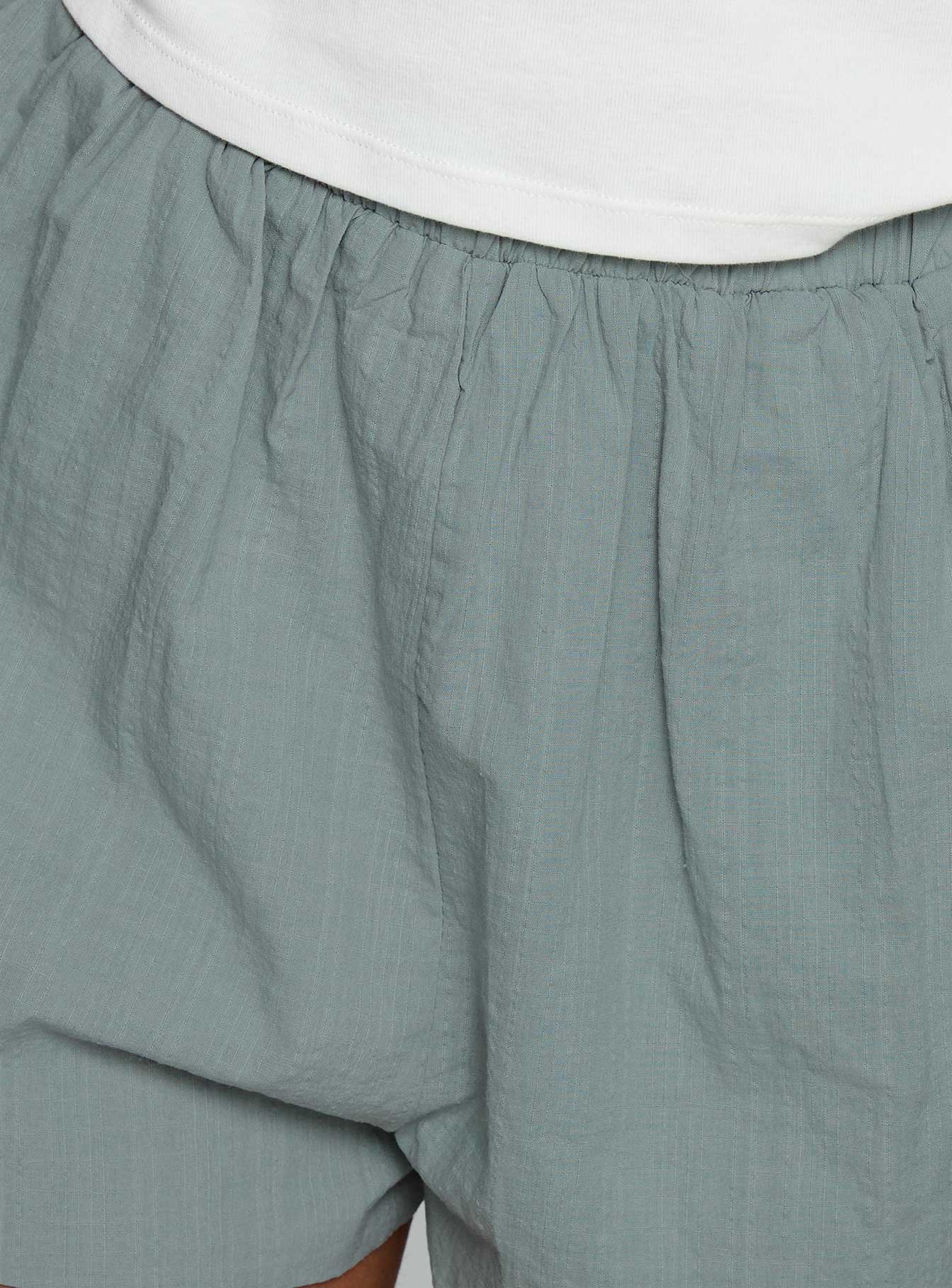 Fealure Shorts Green - Image 5