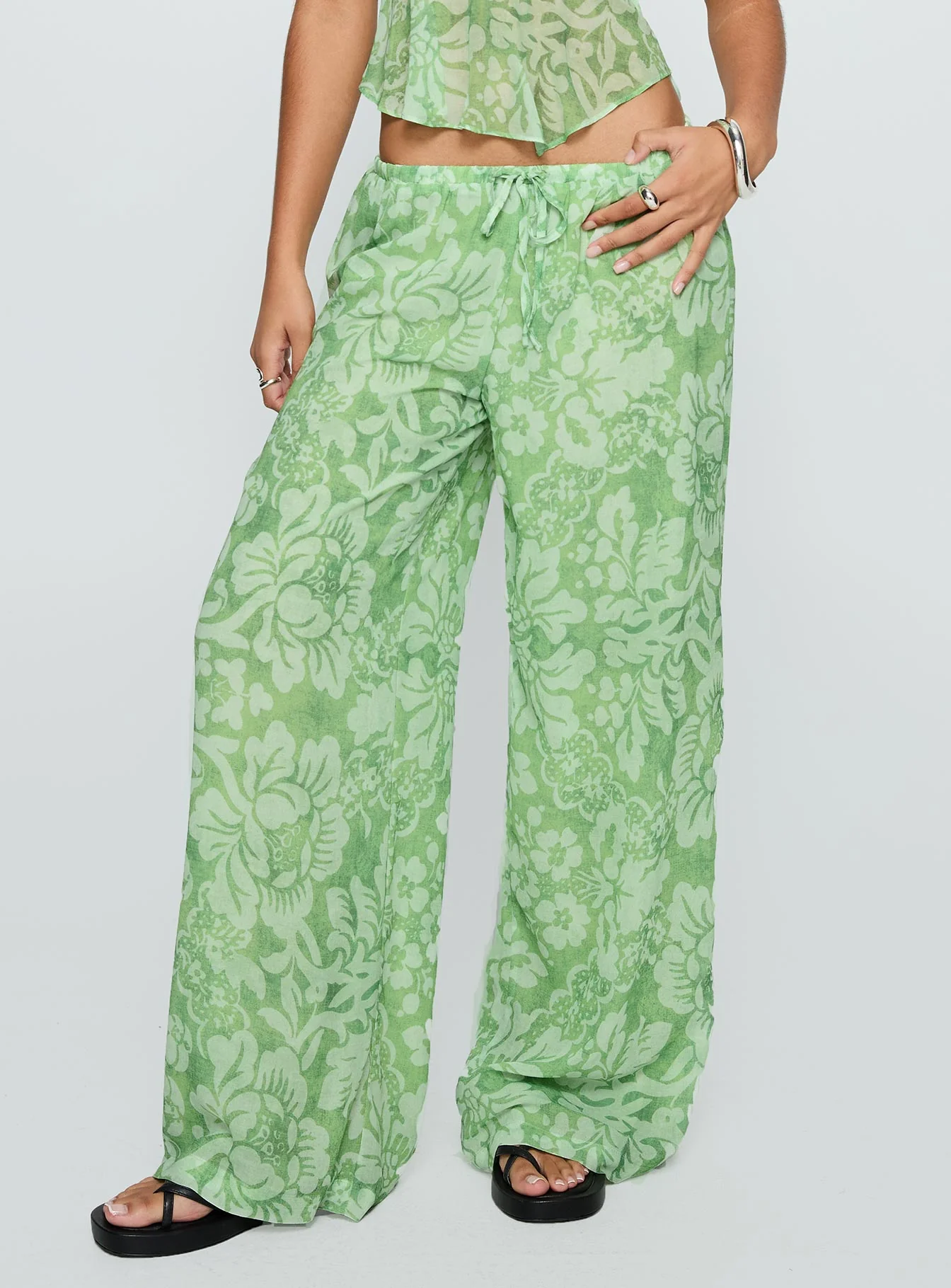 Finesse Pants Green Floral - Image 2