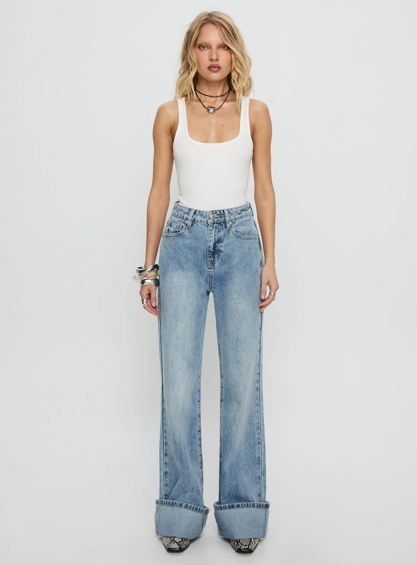 Florida Keys Mid Rise Straight Leg Cuffed Jeans Light Blue Wash - Image 7