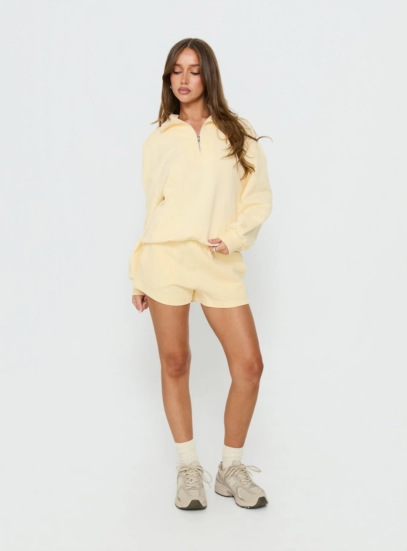 Haelie Fleece Shorts Butter Yellow - Image 2