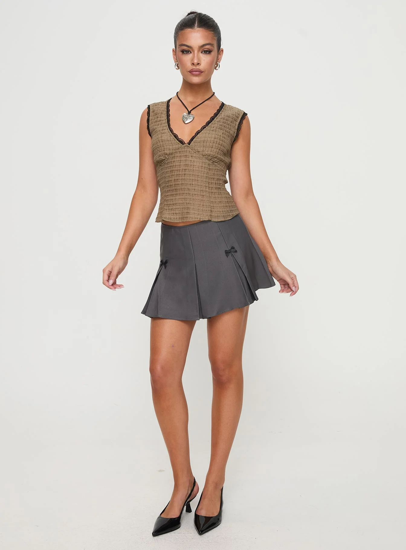 Hagea Top Olive - Image 3
