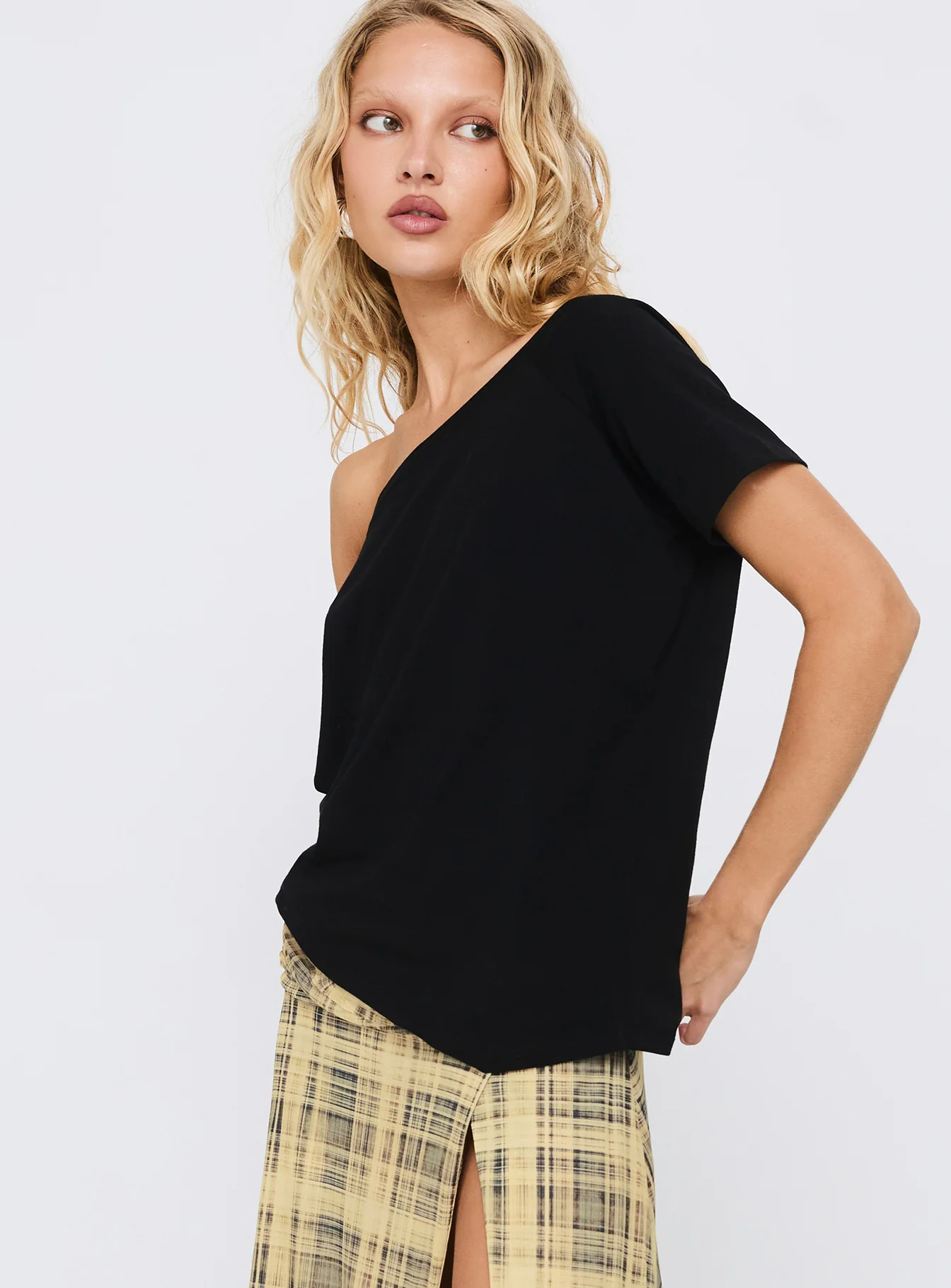 Icon Baby Off Shoulder Top Black - Image 4