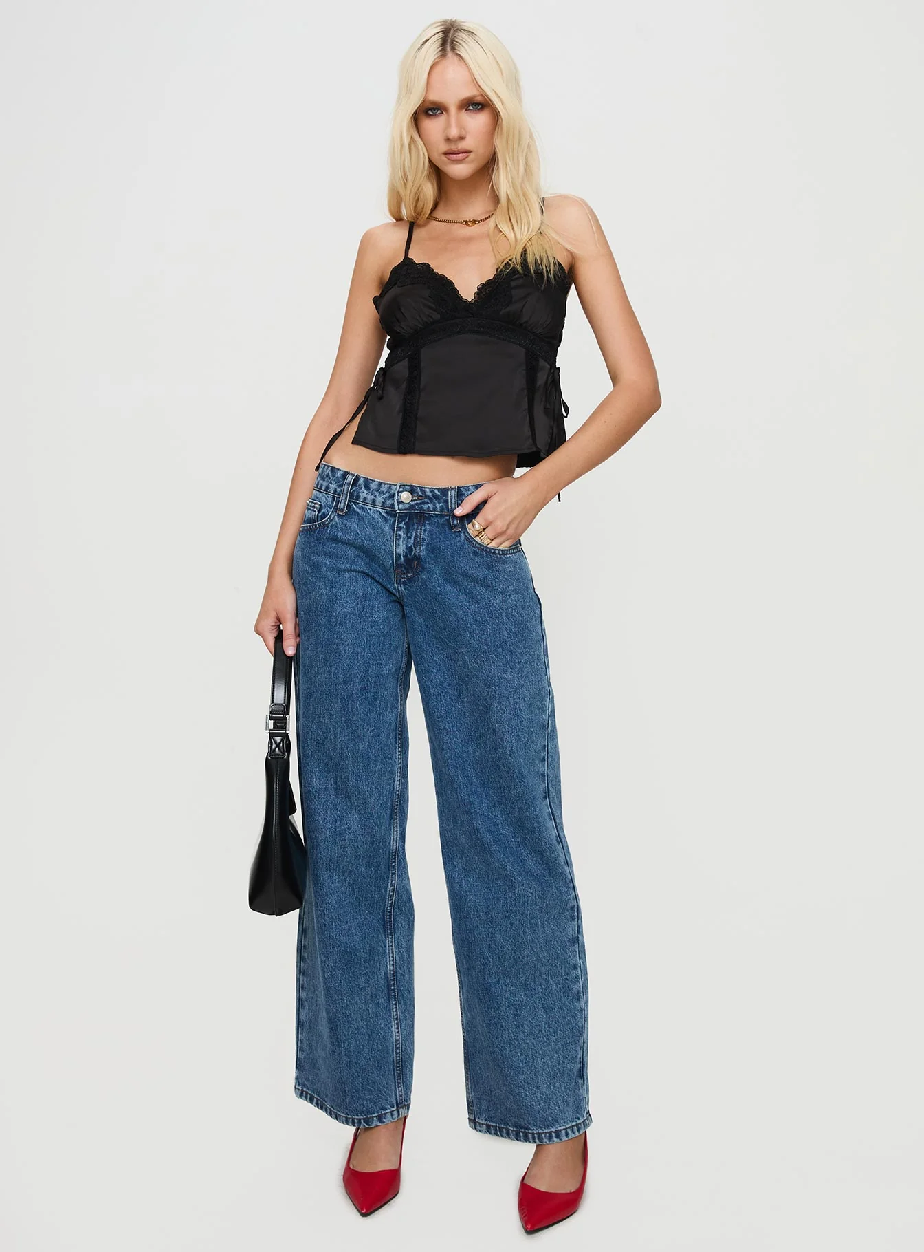 Isolind Top Black - Image 2