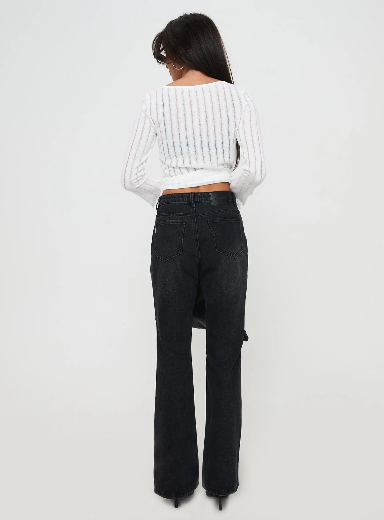 Kemsley Mid Rise Bootleg Jeans Washed Black - Image 5