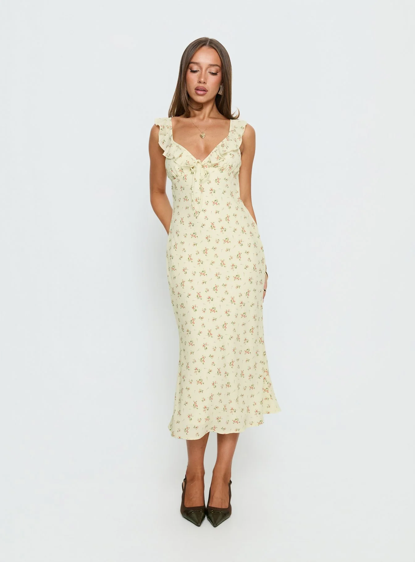 Leabelle Frill V Neck Maxi Dress Yellow Floral - Image 2