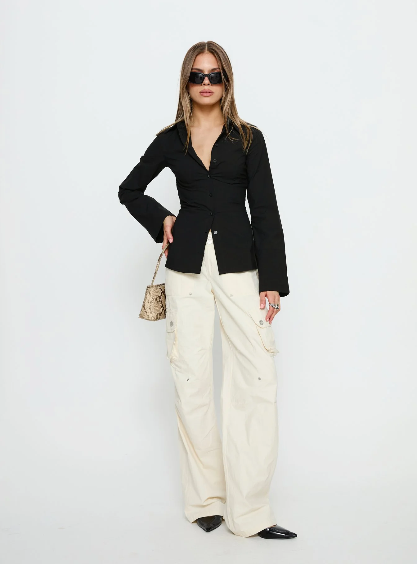 Lesper Long Sleeve Tie Back Top Black - Image 3