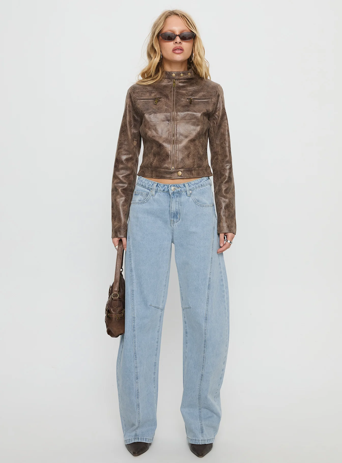 Lost Track Mid Rise Barrel Leg Jeans Ice Wash - Image 7