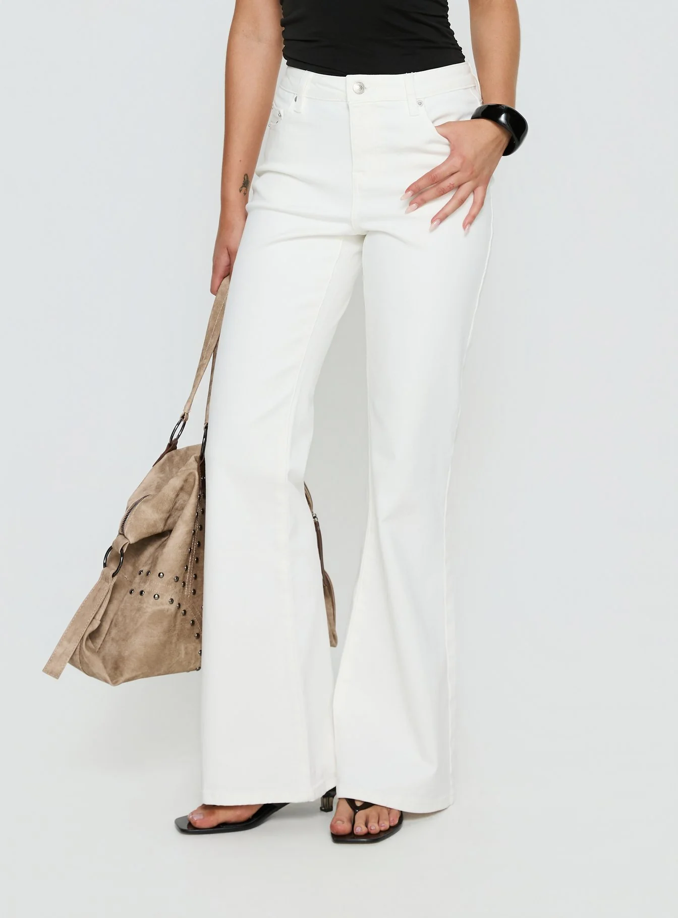 Magic Mirror Mid Rise Bootleg Jeans Ecru - Image 2