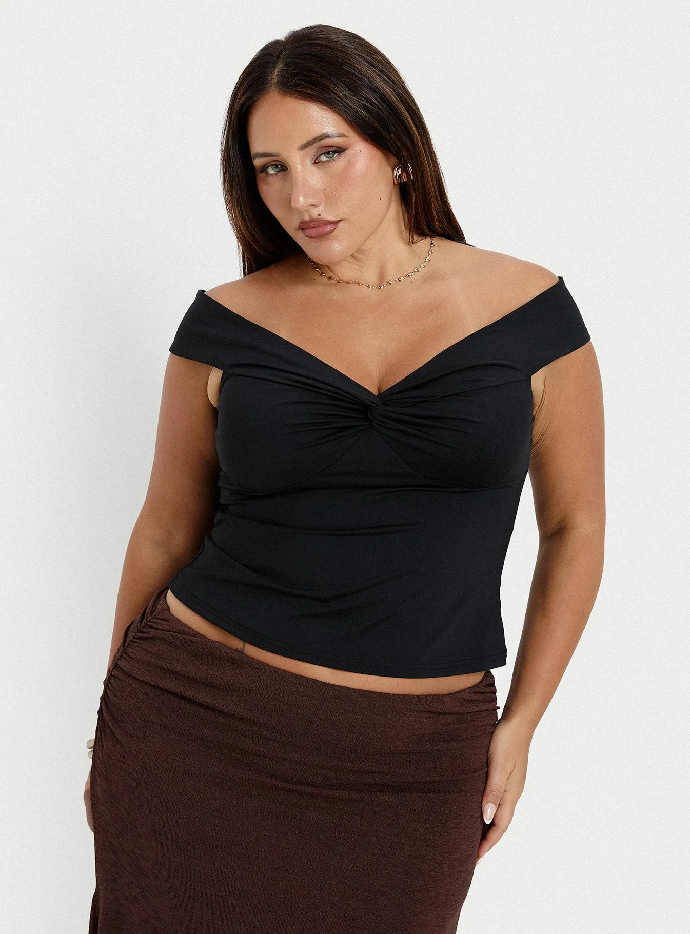 Maxeina Off Shoulder Twist Top Black Curve - Image 8