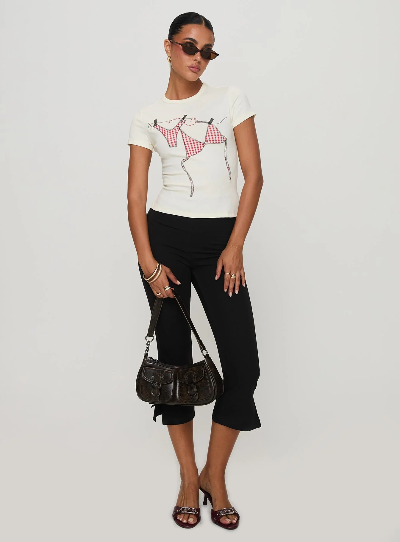 Mignonette Capri Pant Black - Image 3
