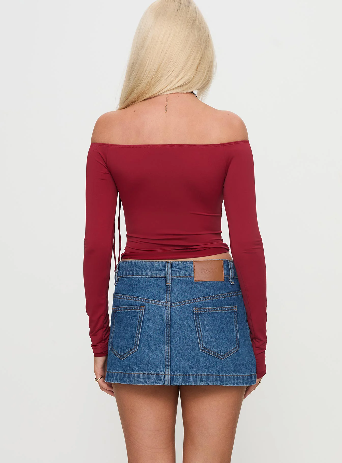 Nicolina Low Rise Denim Mini Skirt Light Wash Petite - Image 4