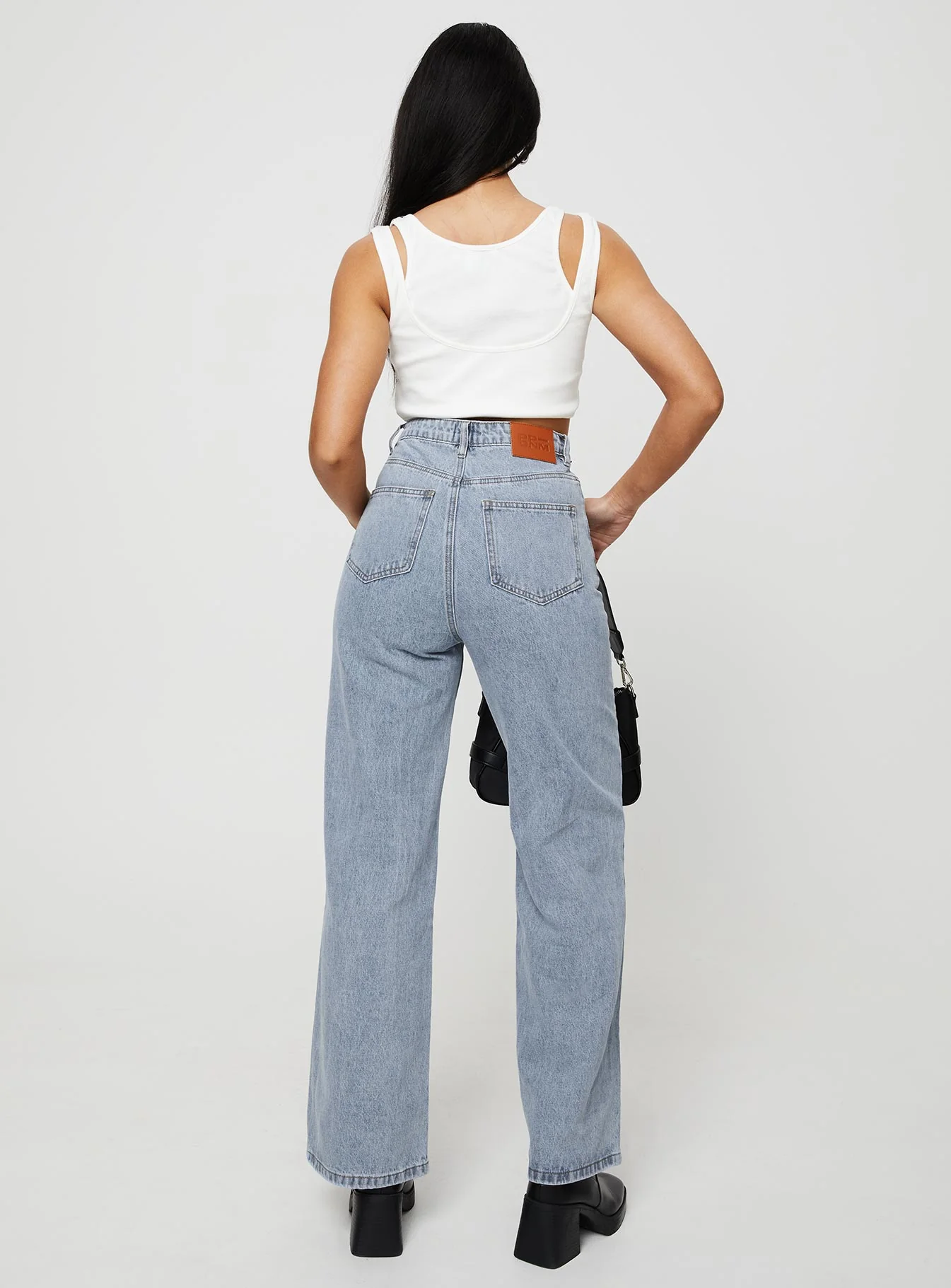 Nicolo High Rise Straight Leg Jeans Light Blue Wash - Image 5