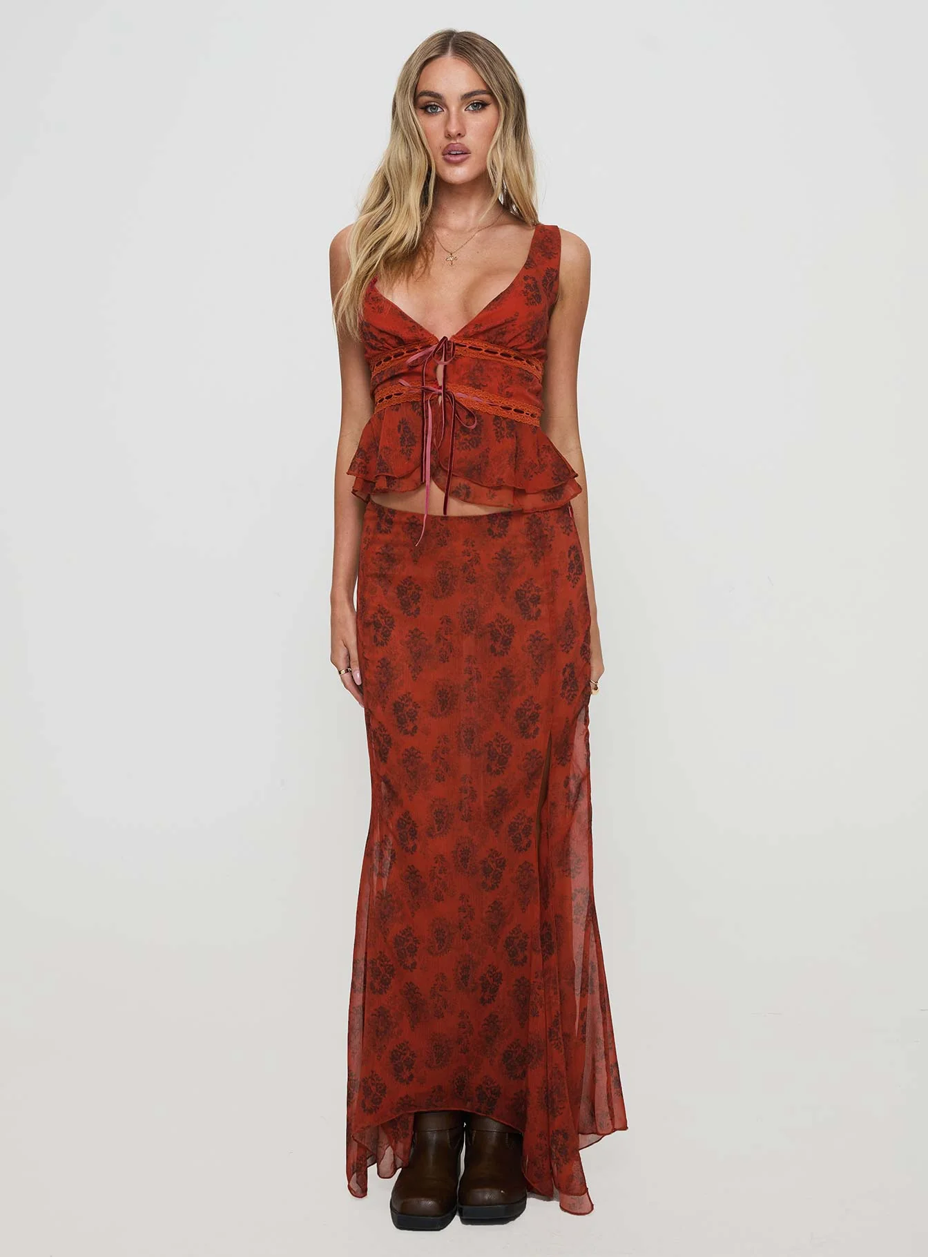 Nikolise Maxi Skirt Red - Image 7