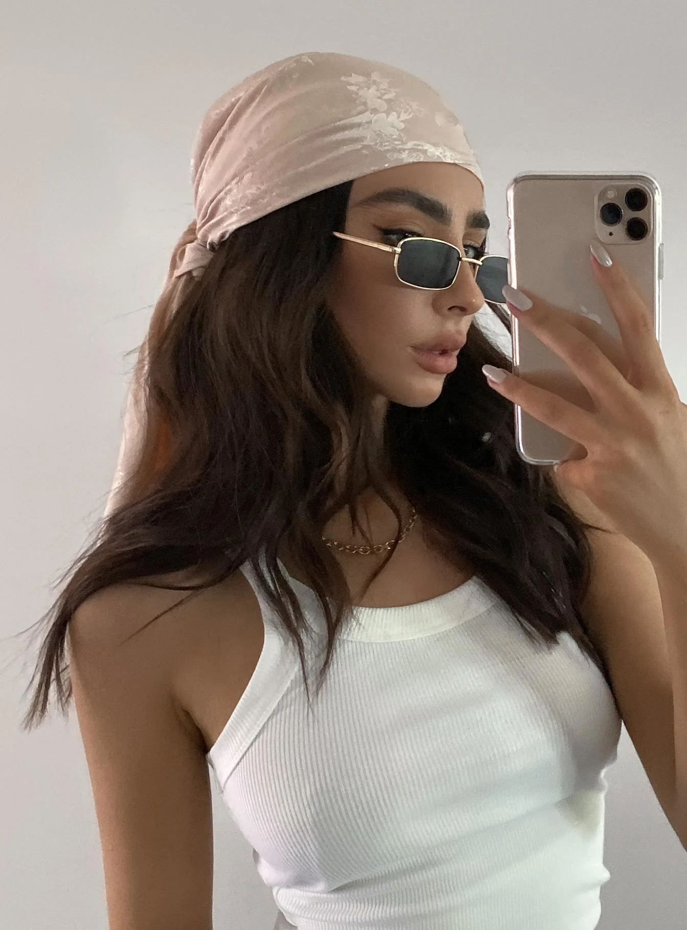 Nirvana Sunglasses Gold - Image 7