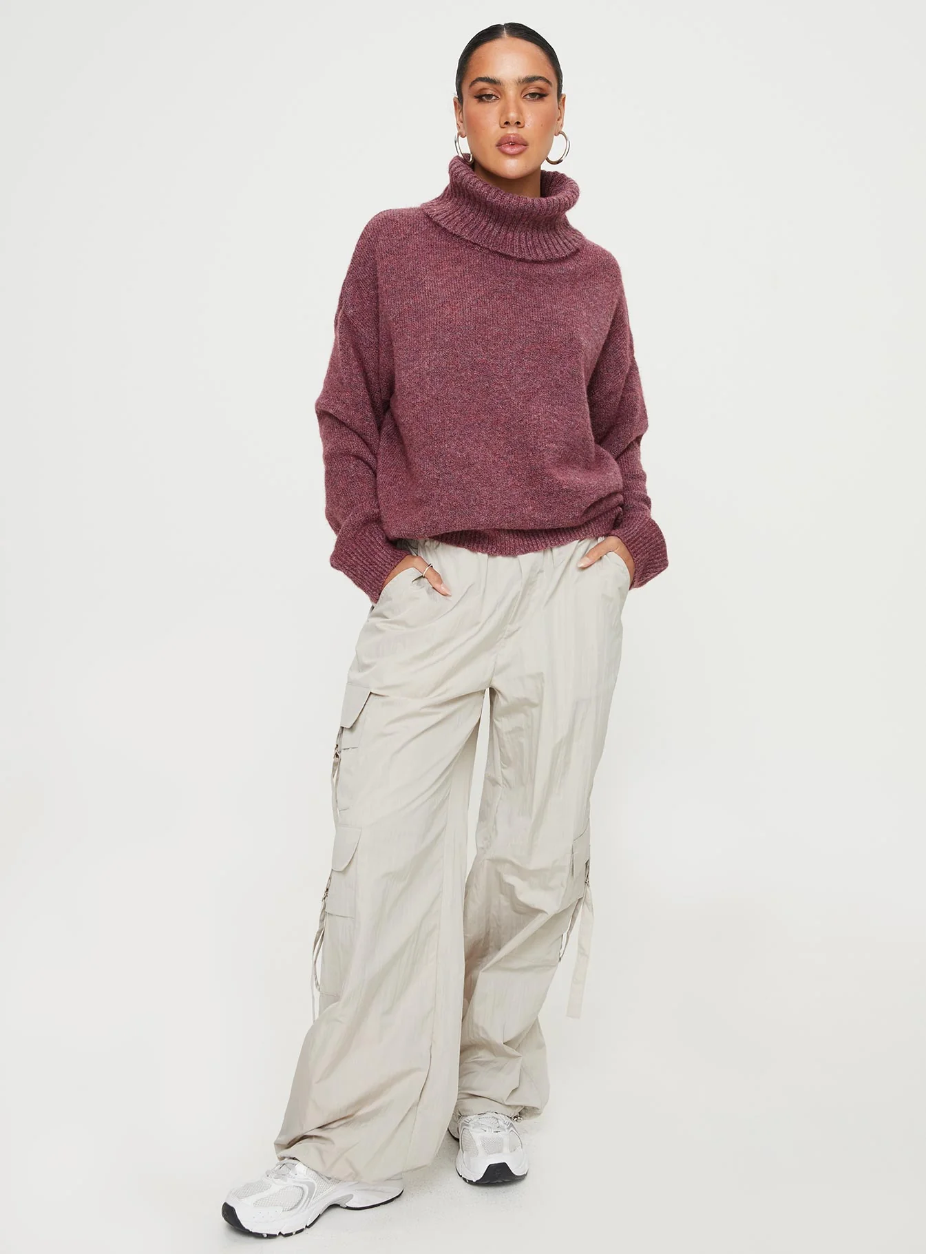 Oswin Turtleneck Sweater Burgundy - Image 3