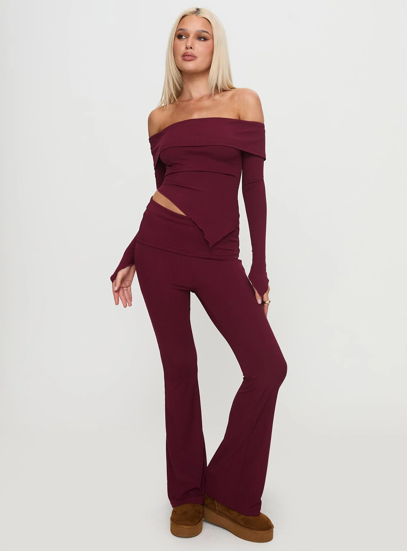Outta Town Set Burgundy - Image 2