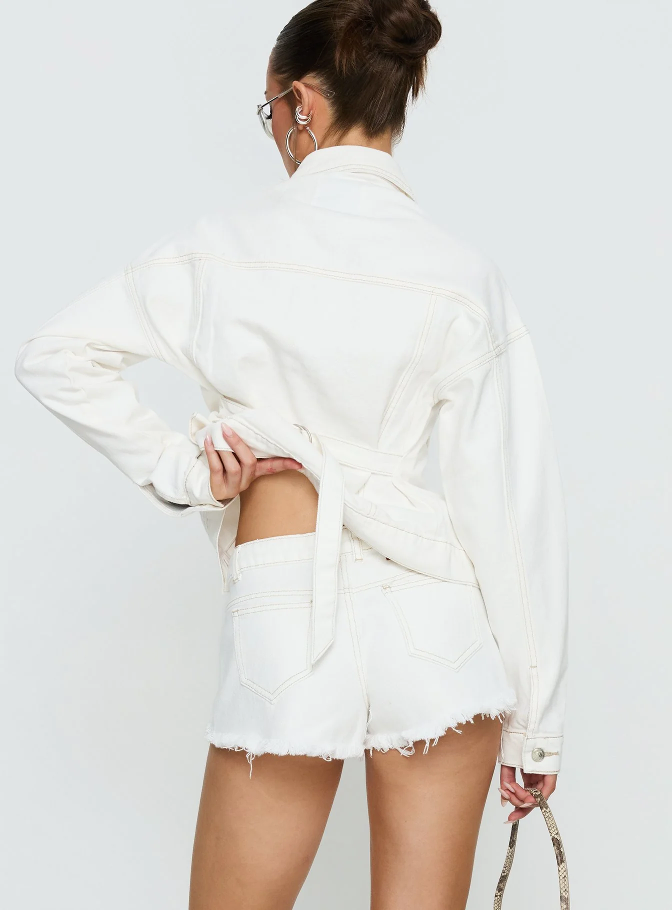 Posse Distressed Micro Denim Shorts White - Image 5