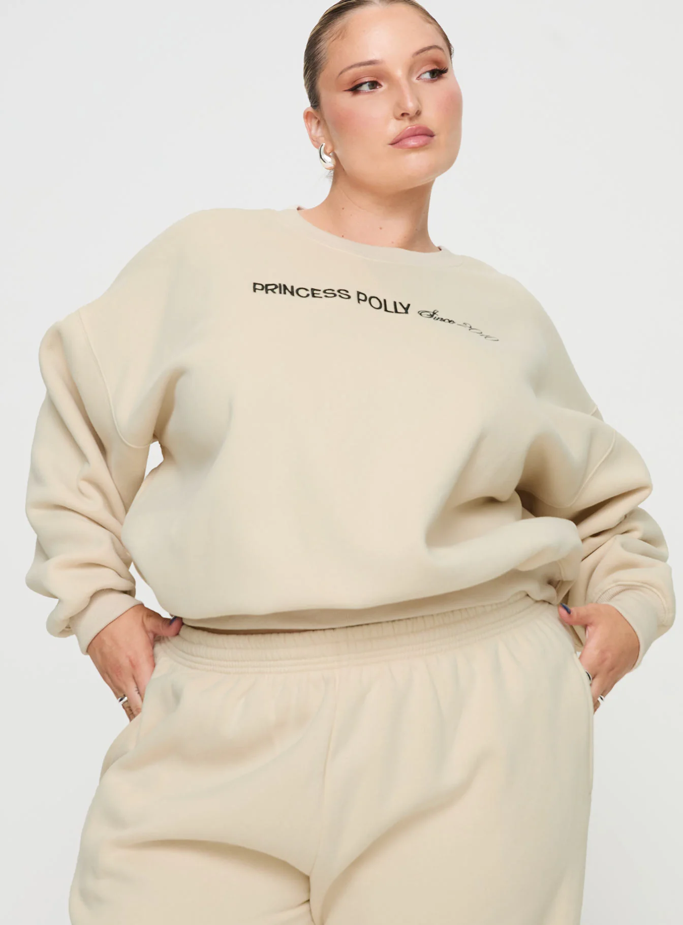 Princess Polly Crew Neck Sweatshirt Block / Cursive Text Stone Curve - Image 2
