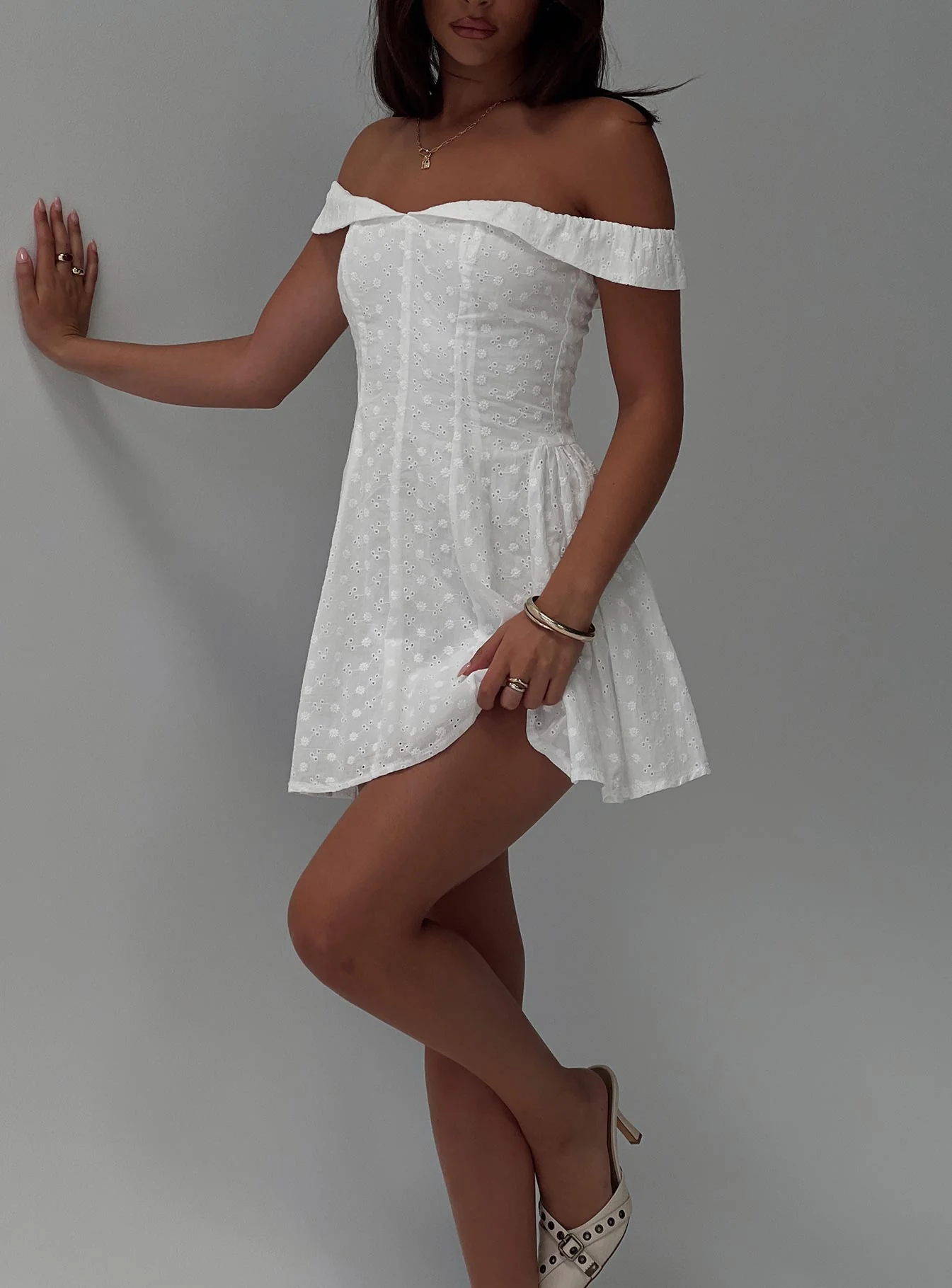 Rosebud Off The Shoulder Mini Dress White Petite - Image 9