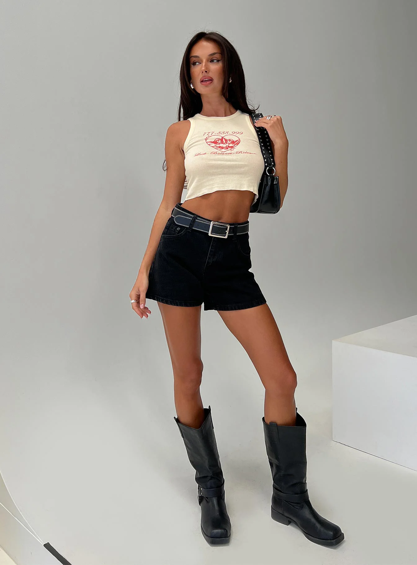 Saldana Shorts Washed Black Denim - Image 8