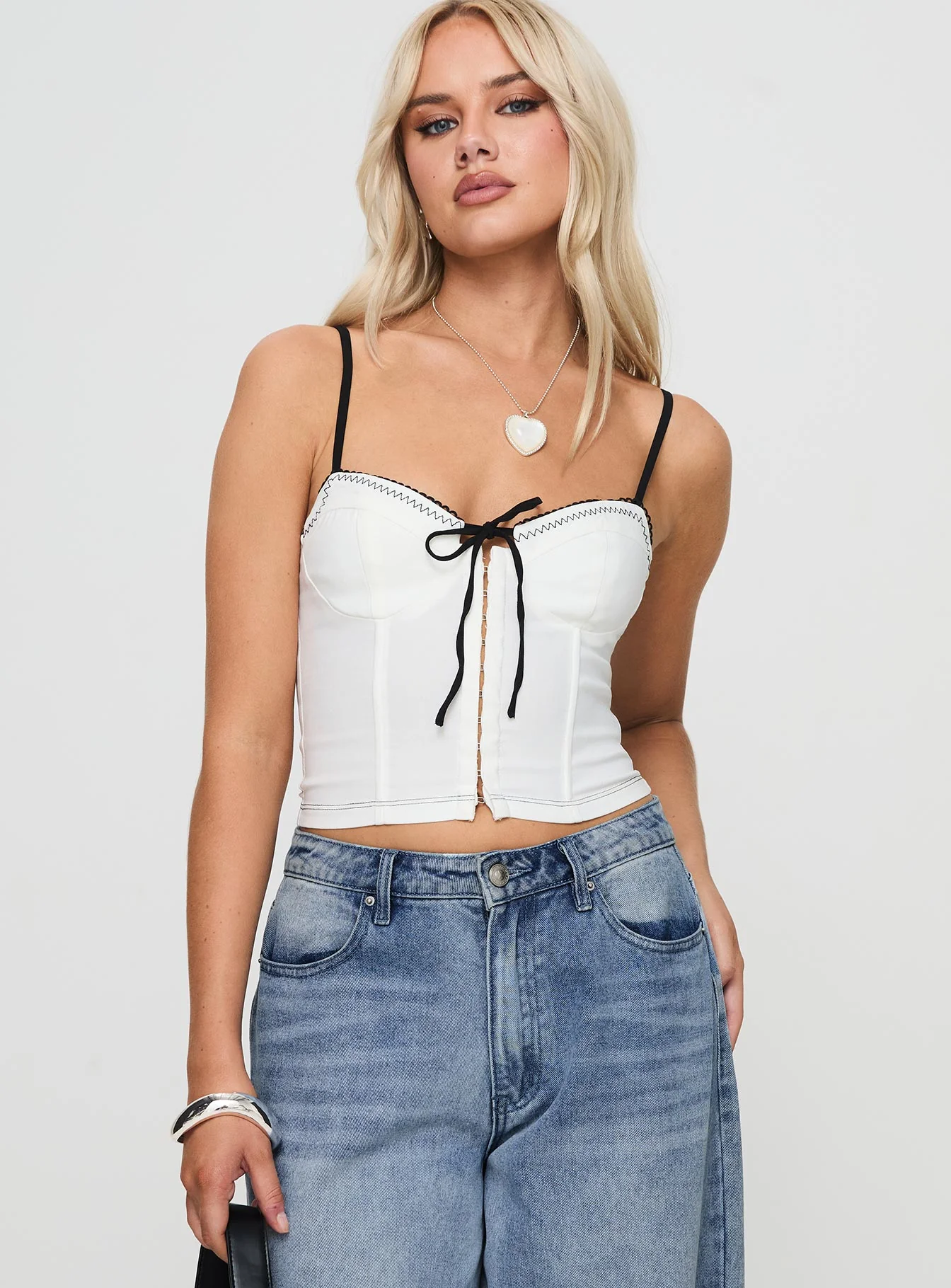 Severas Top White - Image 2