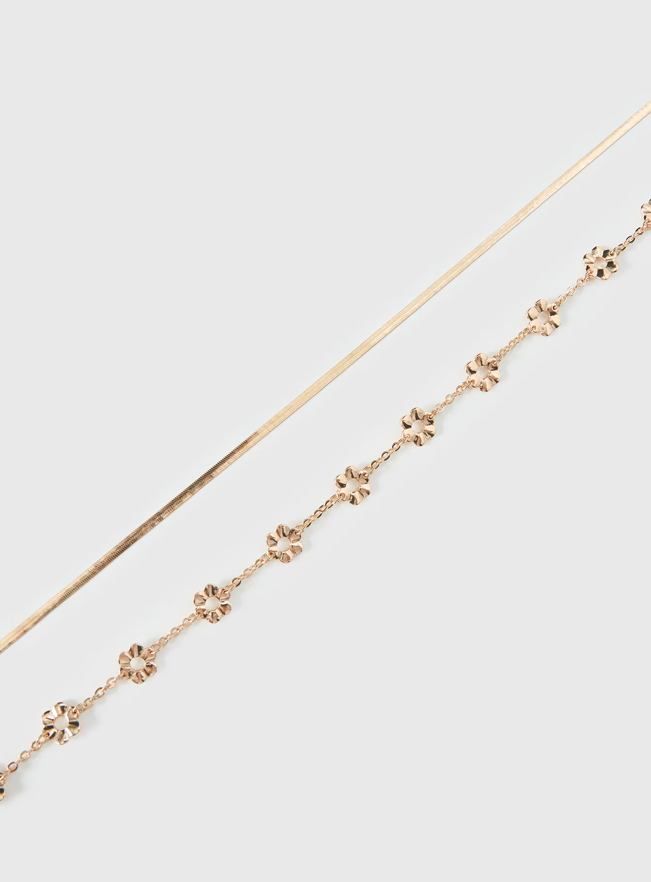 Solia Chain Belt Gold - Image 3