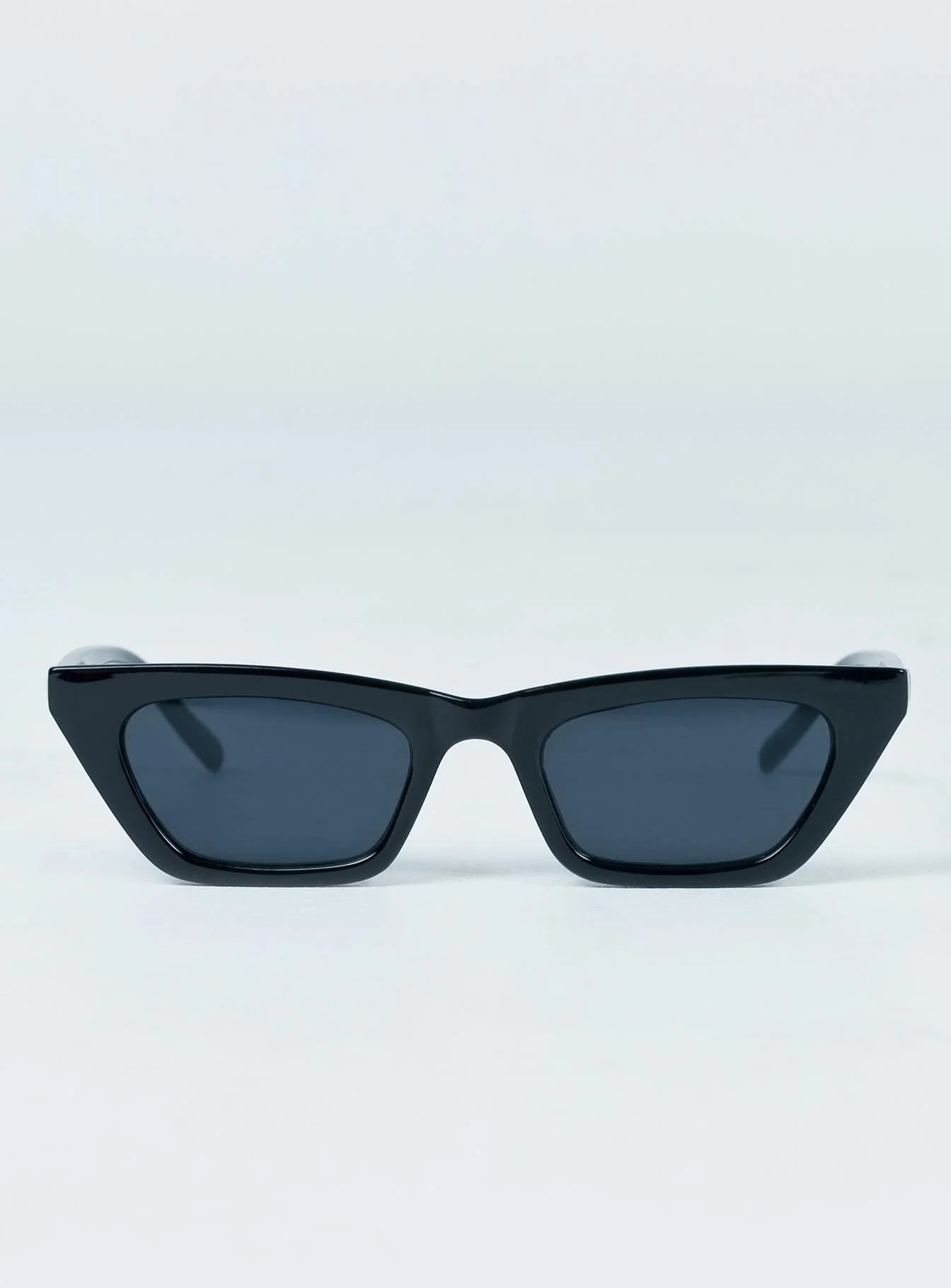 Octavia Sunglasses Black - Image 2
