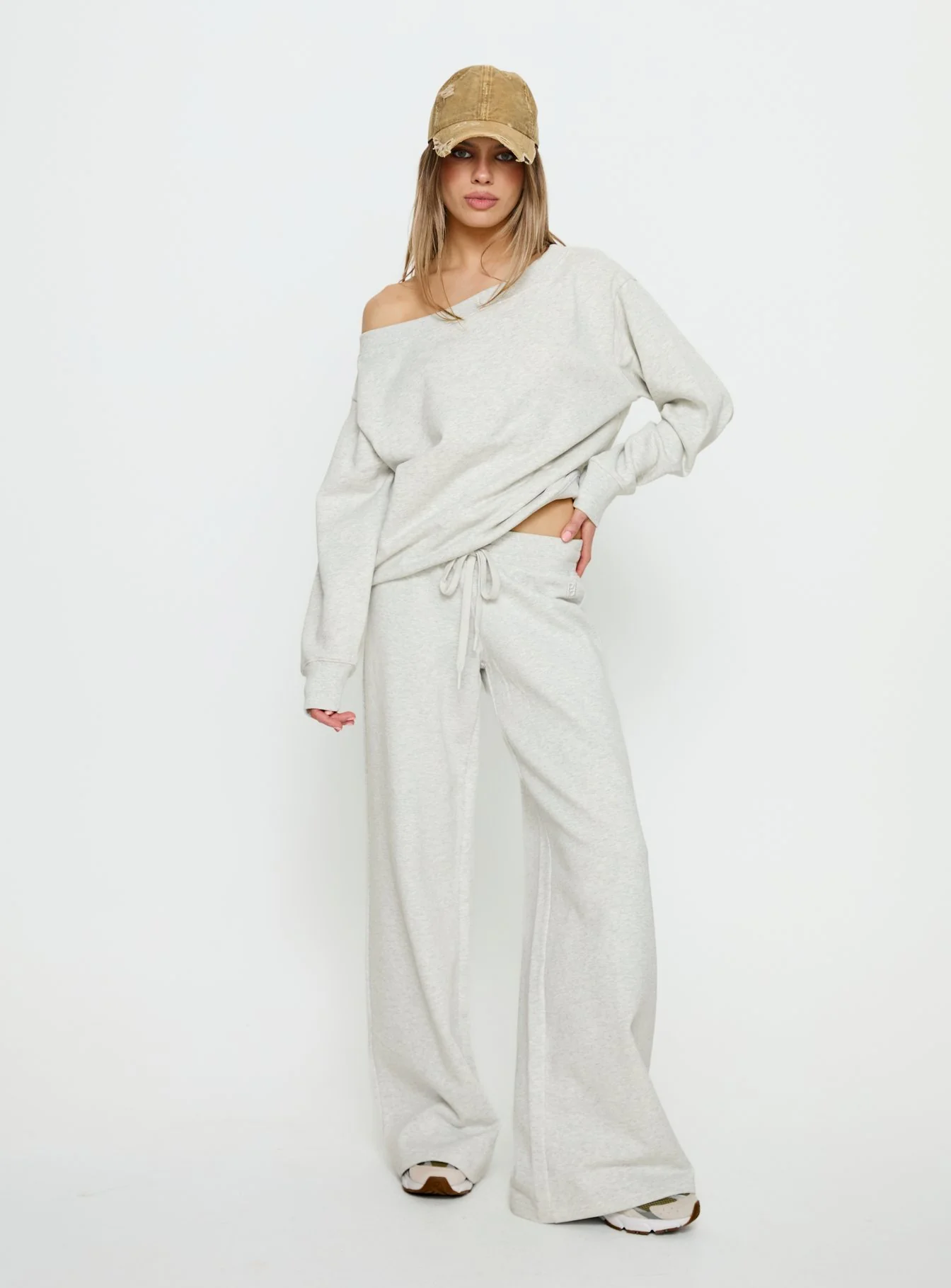 Wellness Off the Shoulder Jumper Grey Marle - Image 3