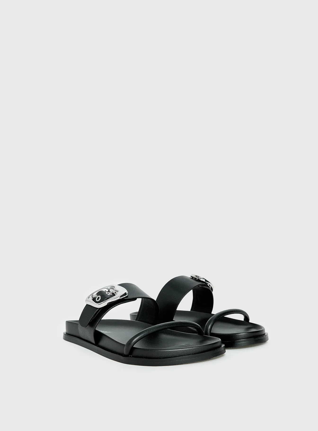 Worth It Buckle Detail Sandals Black - Image 4