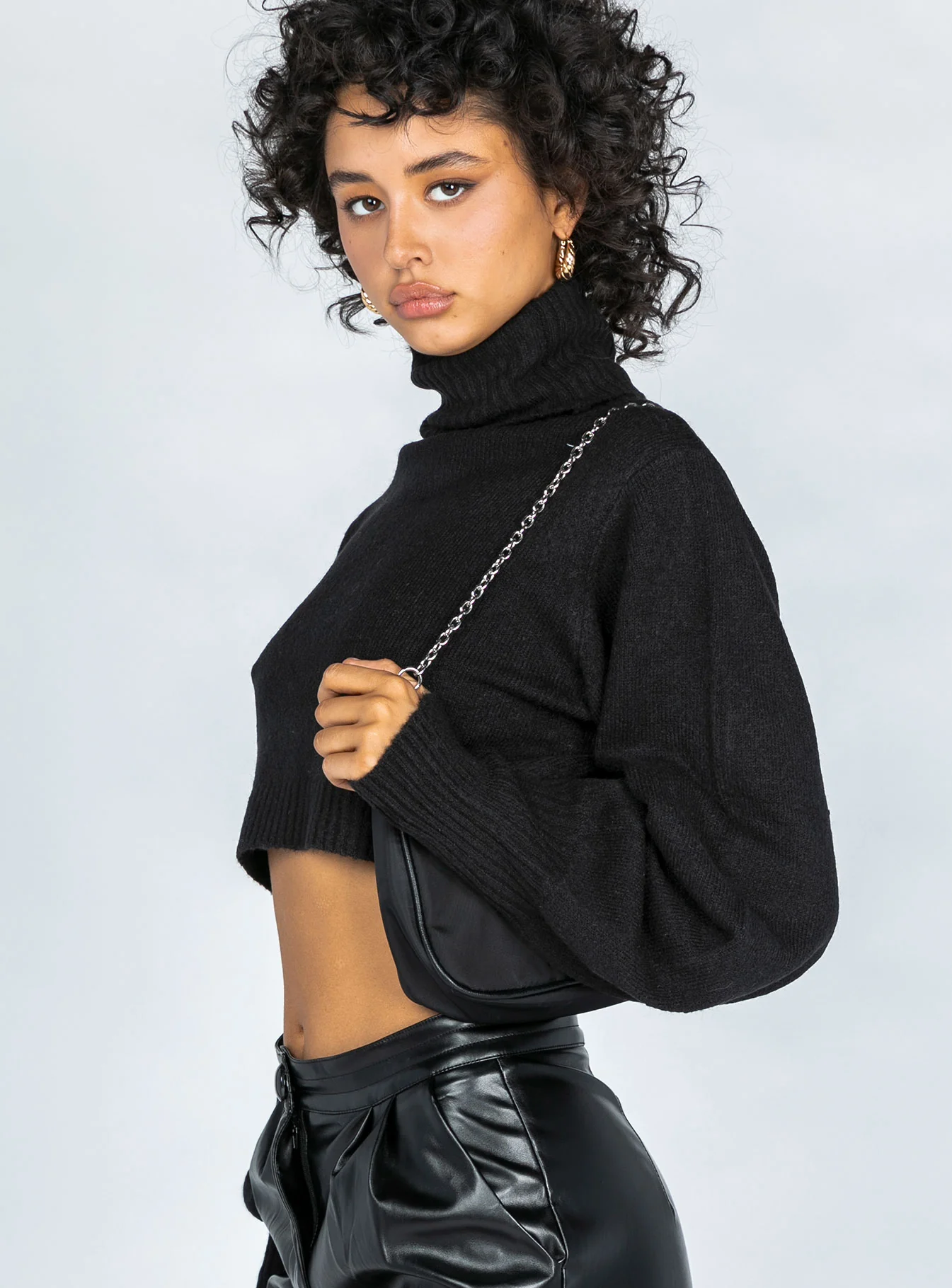 Zahara Cropped Turtleneck Sweater Black - Image 4